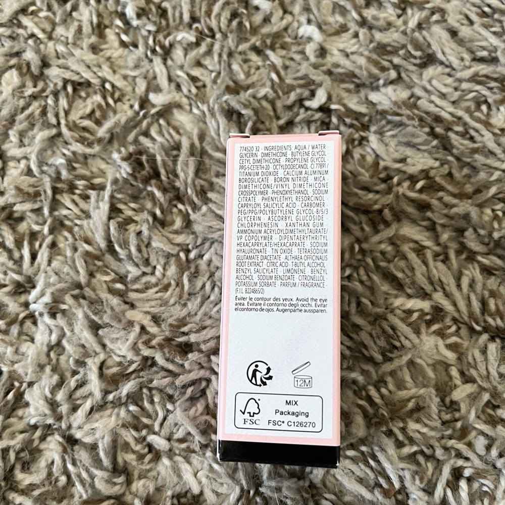 Bundle of YSL Nu Glow in Balm, Light Up Serum, Night Reboot Serum Travel Samples - Picture 7 of 13